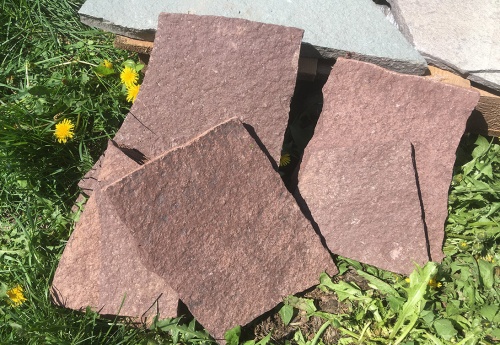 Плитняк лемезит бордовый для цоколя 1,5-2 см купить в Ишиме