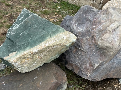 Камни для ландшафтного дизайна зелёные 10-60 килограмм купить в Ишиме