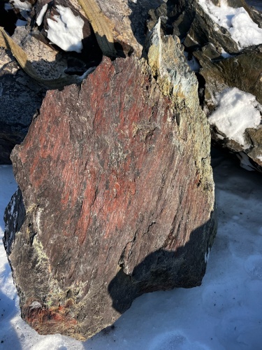 Ландшафтные глыбы красно-фиолетовые 200-1000 килограмм купить в Ишиме