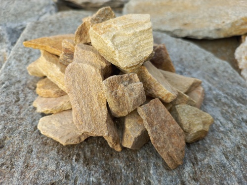 Златолит жёлтый декоративная каменная крошка купить в Ишиме