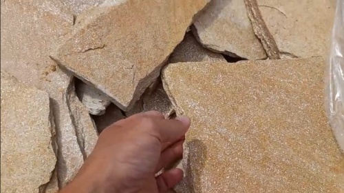 Плитняк златолит жёлтый золотистый для отмостки купить в Ишиме