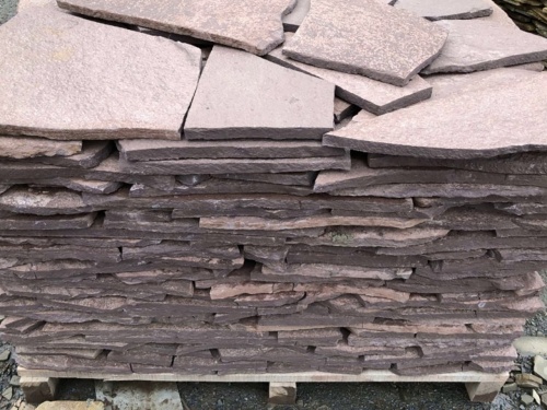 Плитняк лемезит бордовый для облицовки цоколя 20-25 мм  купить в Ишиме