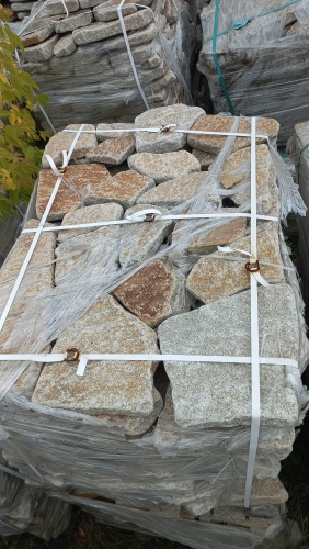 Плитняк галтованный гранитный для ландшафтного дизайна купить в Ишиме