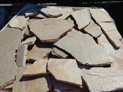 Плитняк златолит жёлтый для цоколя купить в Ишиме