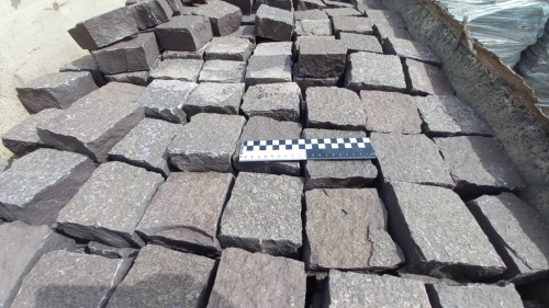 Лемезит колотая брусчатка 10 * 10 см. для парковки купить в Ишиме